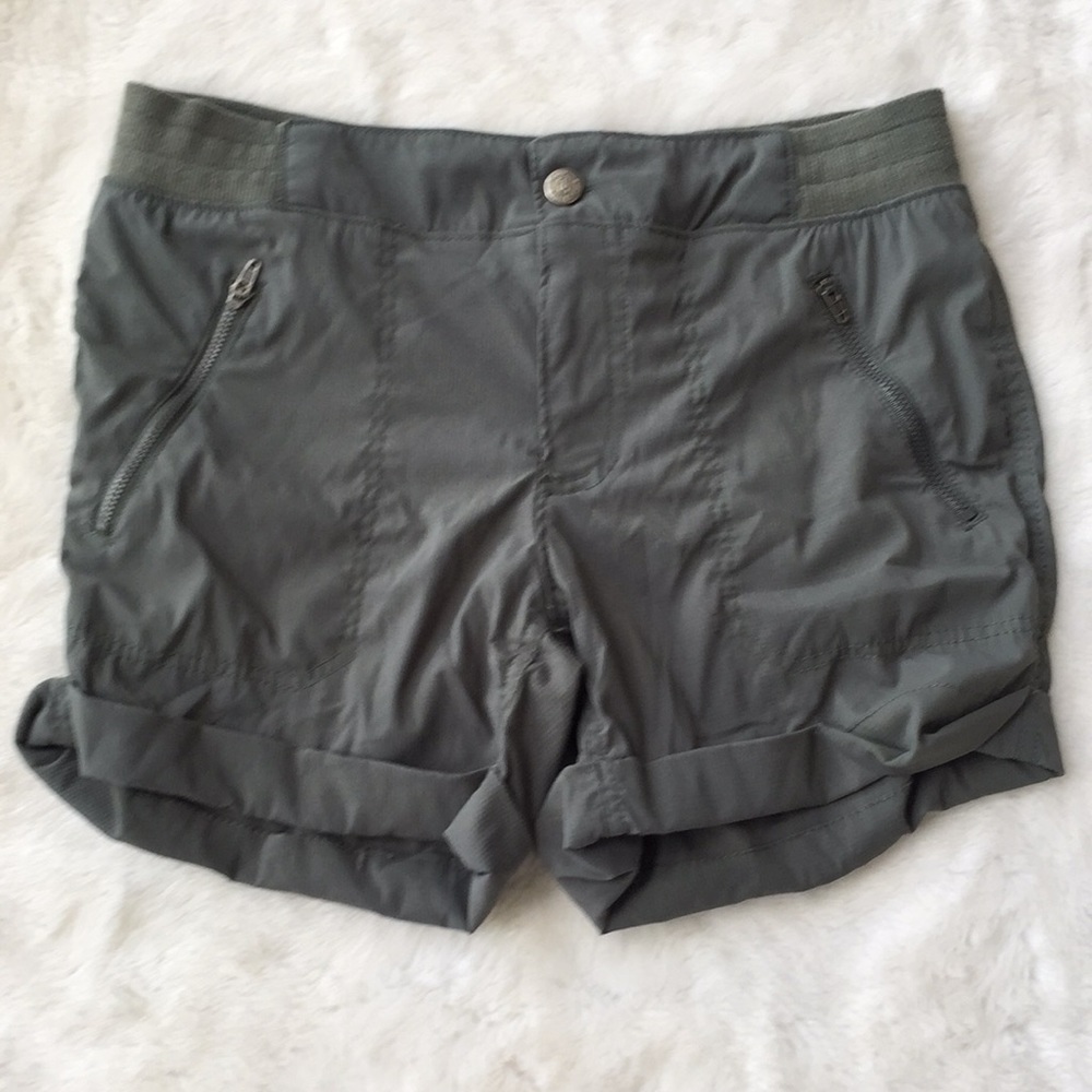 Tangerine shorts size small